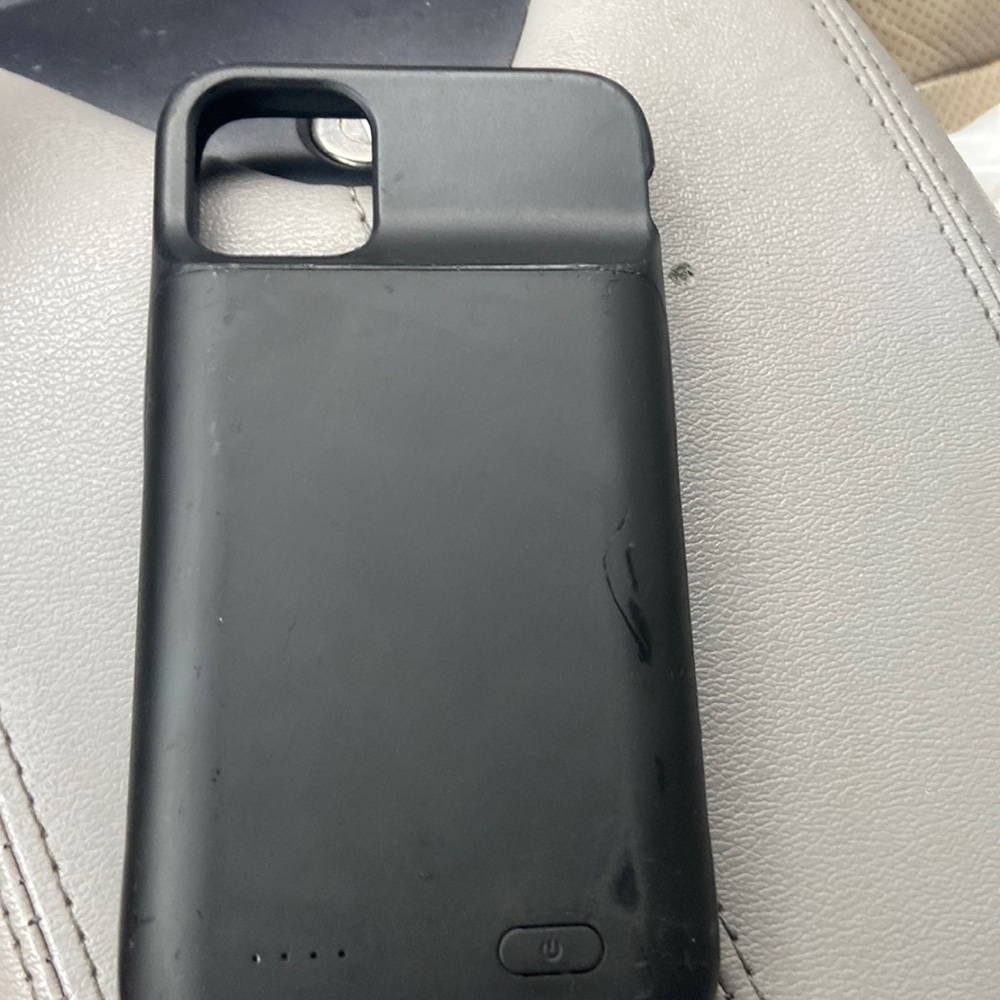 iPhone 11 battery case